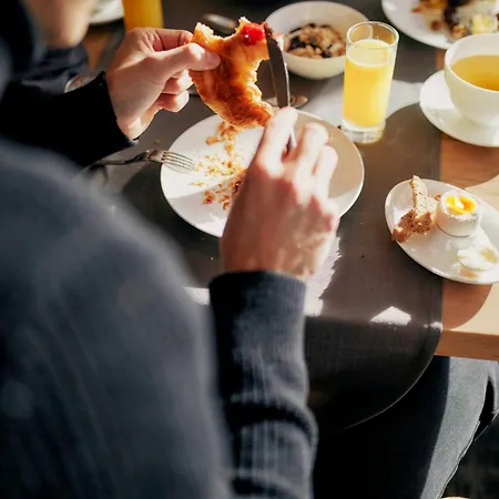 Sankt Georg アパートホテル 4*