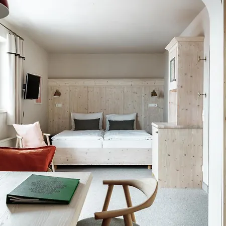 アパートホテル Sankt Georg 4*